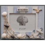 Декоративна дървена рамка за снимки, красиво декорирана с морски елементи и надпис България