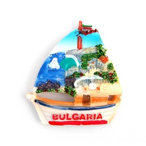 Релефна декоративна фигурка с магнит във формата на лодка - България