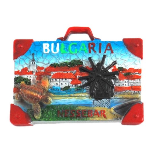 Декоративна релефна фигурка във формата на куфар с костенурка - старата мелница в Несебър