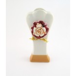 Декоративна порцеланова ваза с орнамент роза