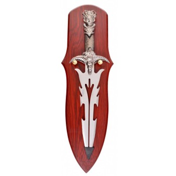 Сувенирен меч с острие и декоративна дръжка