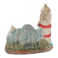 Сувенирна фигурка във формата на фар с платноходка и чайка