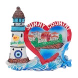 Сувенирна магнитна фигурка във формата на фар със сърце - плаж с къщи, България