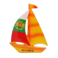 Цветна магнитна фигурка - платноходка с българското знаме и герб