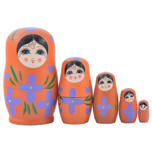 Декоративна дървена фигурка - пет броя матрьошки с красива пирография