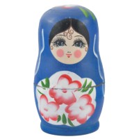Декоративна дървена фигурка - пет броя матрьошки с красива пирография