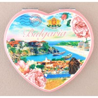 Сувенирно джобно огледало във формата на сърце, изработено от изкуствена кожа и метал