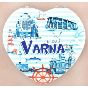 Сувенирно джобно огледало във формата на сърце, изработено от изкуствена кожа и метал
