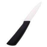 Домакински нож с пластмасова дръжка и керамично острие