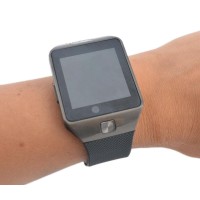Смарт часовник с Bluetooth модул за връзка към Вашия Android или Apple смартфон