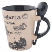 Сувенирна керамична чаша, декорирана със забележителности от Албена, Балчик, Варна и Несебър