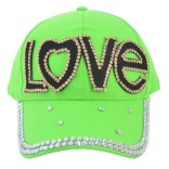 Едноцветна спортна шапка с козирка, декорирана с надпис LOVE и камъни