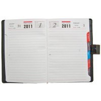Тефтер с дебели корици за 2011 година със закопчаване